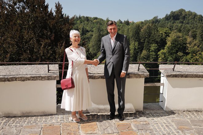 Borut Pahor in nekdanja hrvaška premierka Jadranka Kosor. FOTO: Daniel Novaković, STA