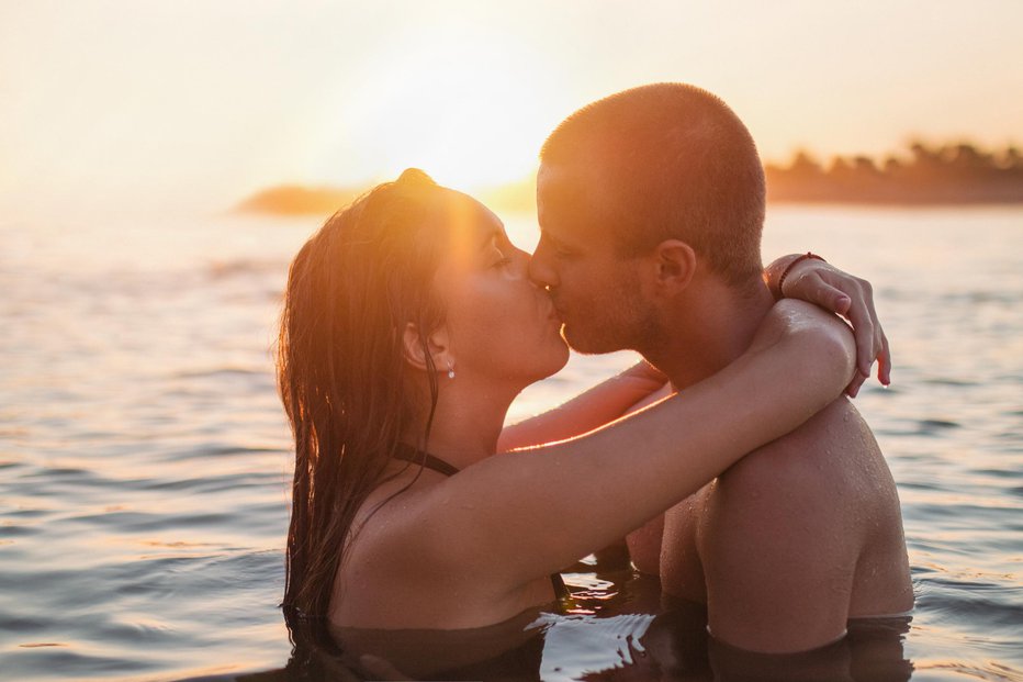 Fotografija: Spolni odnos v vodi je za marsikoga mikaven, a odsvetovan!