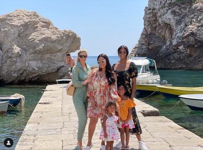 Vanessa Bryant s hčerami uživa v Dalmaciji. FOTO: Osebni Arhiv