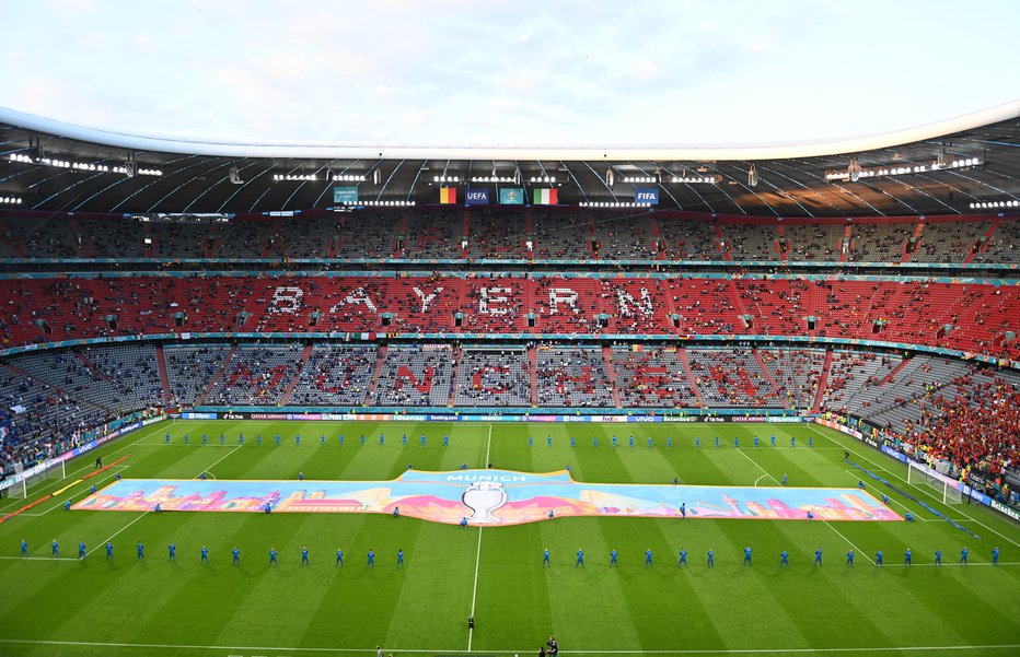 Fotografija: Stadion v Münchnu med nogometno tekmo Belgije in Italije na letošnjem euru FOTO: Stuart Franklin/Reuters