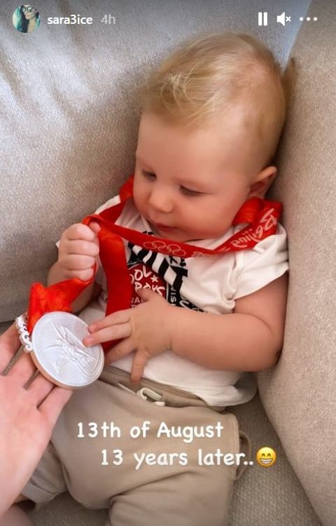 Fotografija: Sara Isaković zgodbo o srebrni medalji že pripoveduje svojemu šestmesečnemu sinčku. FOTO: Instagram