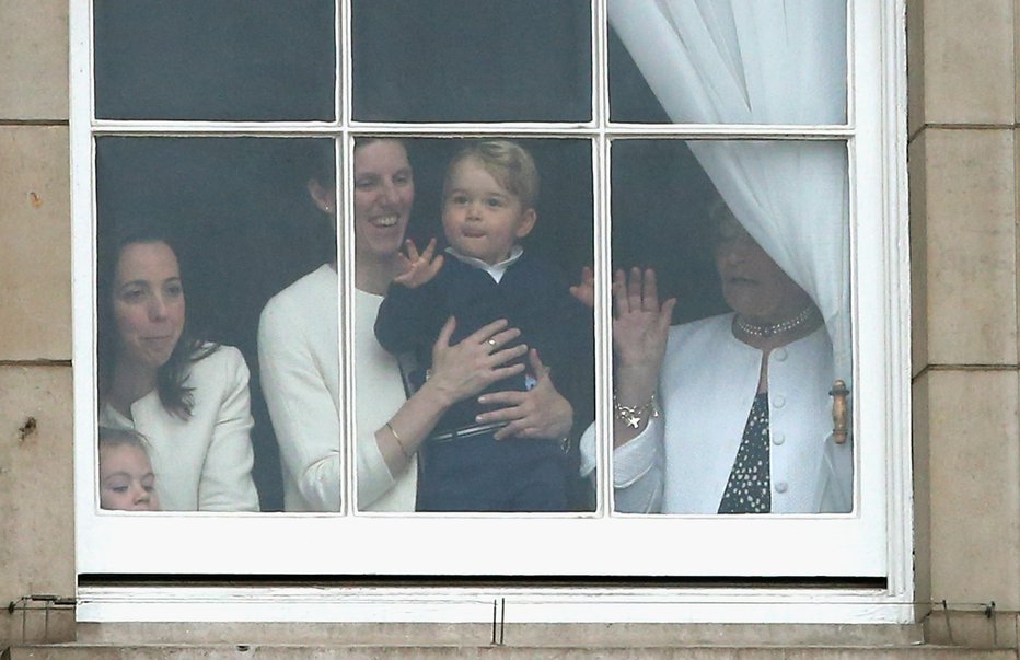 Fotografija: Louisa, Charlotte in Georgea mora posebej naslavljati. FOTO: Getty Images