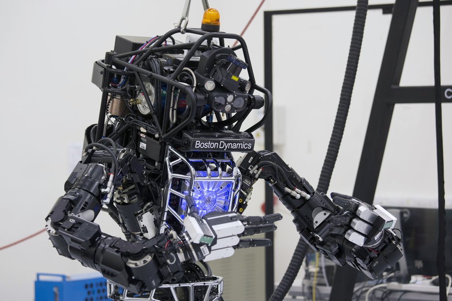 Fotografija: Se tudi vam zdi, da dan, ko nam bodo zavladali roboti, ni več tako zelo oddaljen? FOTO: Tyrone Siu, Reuters