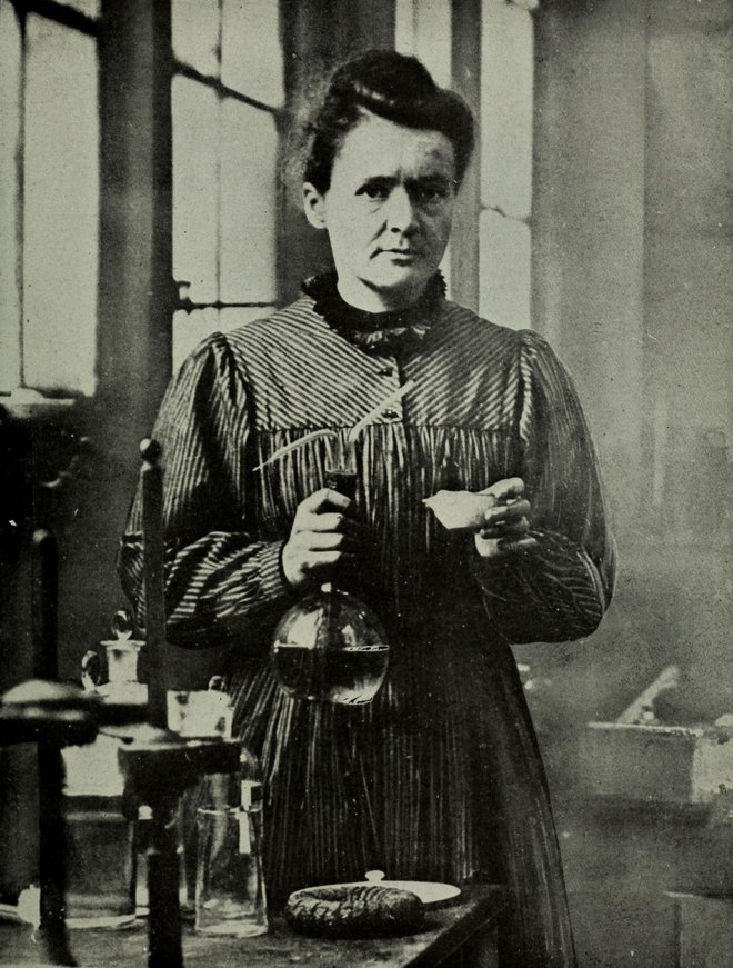 Med peščico žensk v pariškem mavzoleju je tudi kemičarka Marie Curie.