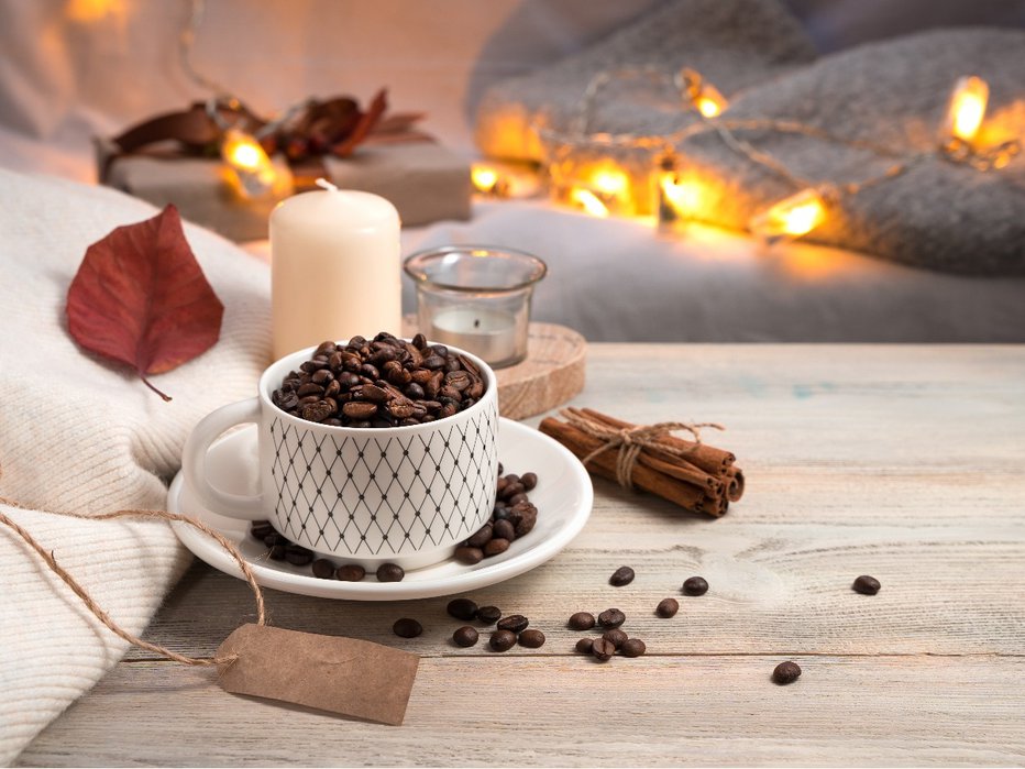 Fotografija: Vonj po kavi je eden izmed najbolj priljubljenih na svetu. FOTO: FotosDo, Shuttertsock
