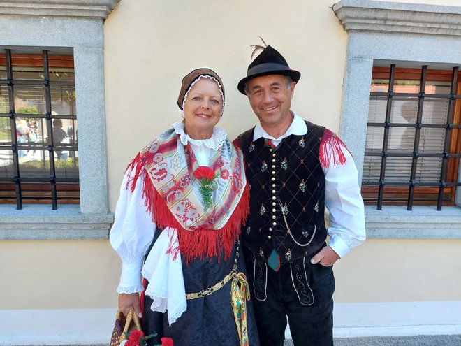 Elica Tavčar in Branko Šturm iz Folklorne skupine Juliana