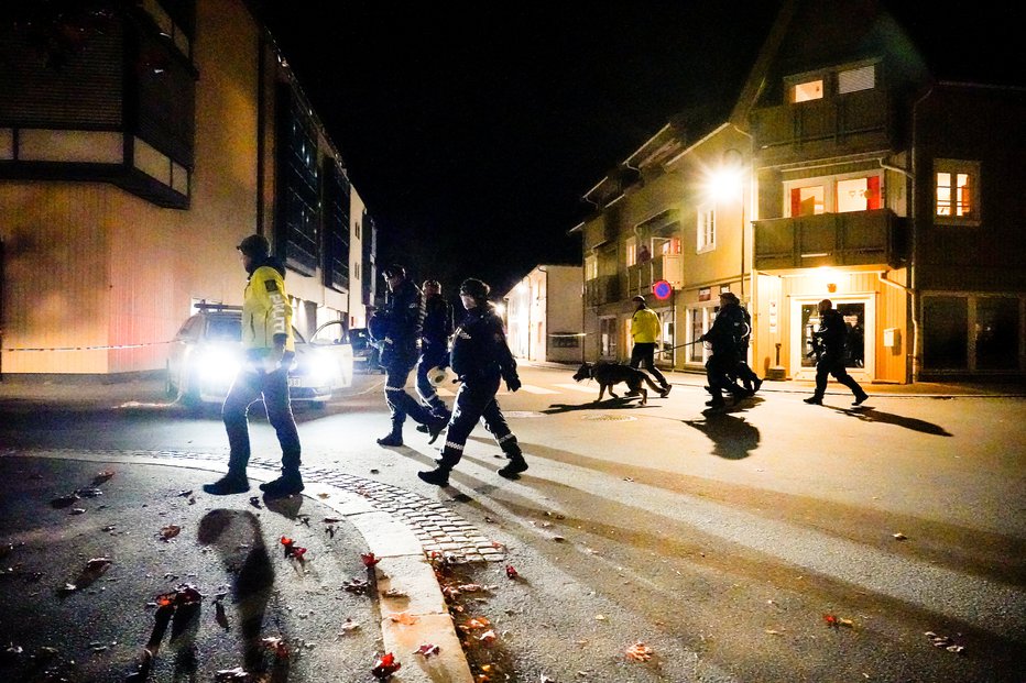 Fotografija: Tragedija v Kongsbergu. FOTO: Ntb, Via Reuters
