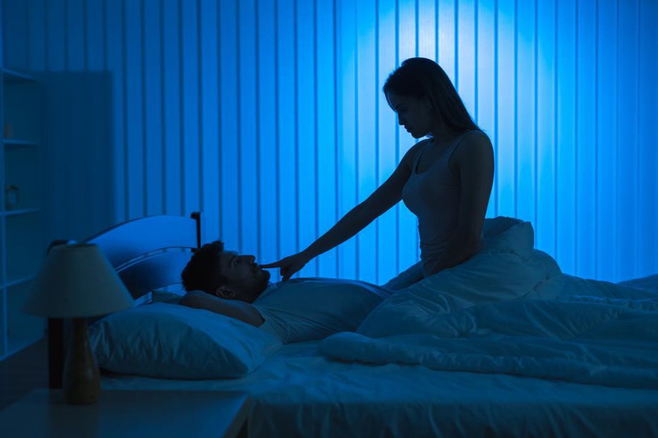 Fotografija: Seksi poze za popestritev v spalnici. FOTO: Gettyimages
