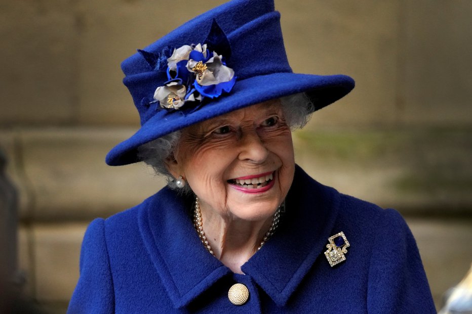 Fotografija: Kraljica Elizabeta ima zdravstvene težave. FOTO: Pool Reuters

