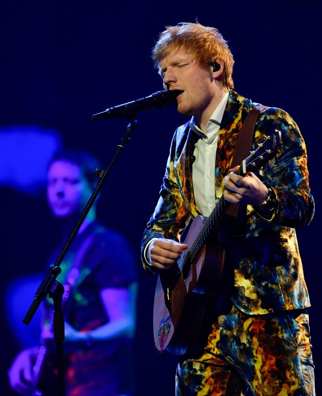 Na odru je bil tudi Ed Sheeran. FOTO: Marton Monus/Reuters
