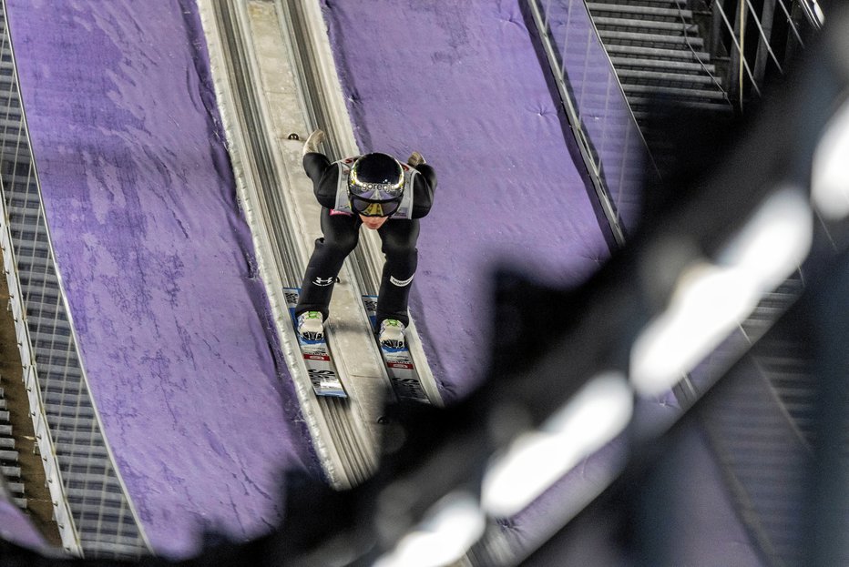 Fotografija: Cene Prevc je bil najbolje razpoloženi slovenski skakalec v Visli. FOTO: Grzegorz Celejewski/Agencja Wyborcza/Reuters

