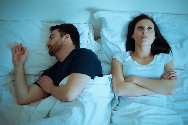 Zlasti pri ženskah je izrazita povezava med nehigieno spanja in srčno-žilnimi boleznimi. FOTO: Tommaso79, Getty Images