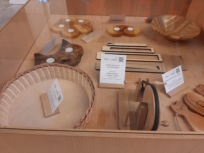 Golorejevi izdelki na razstavi Čar lesa v Cankarjevem domu FOTO: Arhiv Društva moravških rokodelcev
