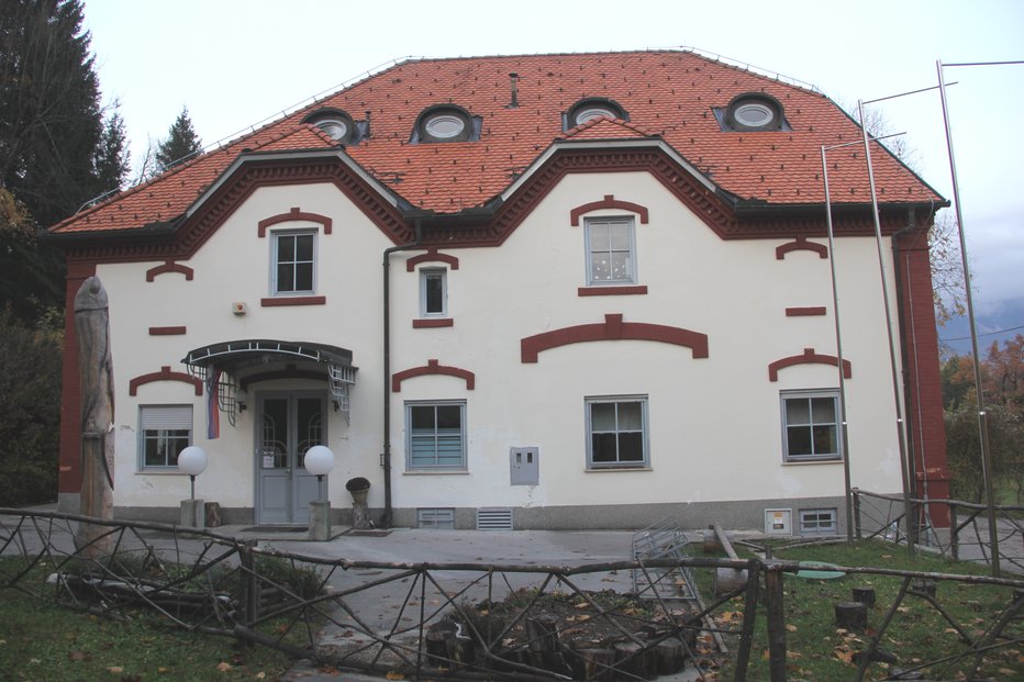 Fotografija: Waldorfske šole Radost Življenja Bled ni več. FOTO: Boštjan Fon
