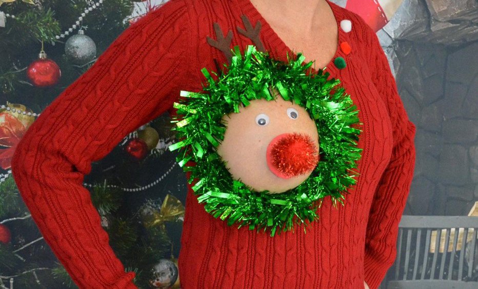 Fotografija: Bizarni božični pulover. FOTO: Yoursassygrandma, Etsy
