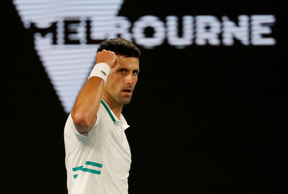 Fotografija: Novak Đoković je pred letom osvojil deveti naslov v Melbournu, letos je njegov nastop vprašljiv. FOTO: Asanka Brendon Ratnayake/Reuters
