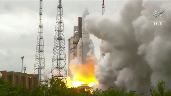 Med zvezde ga je ponesla raketa Ariane 5. FOTO: Nasa
