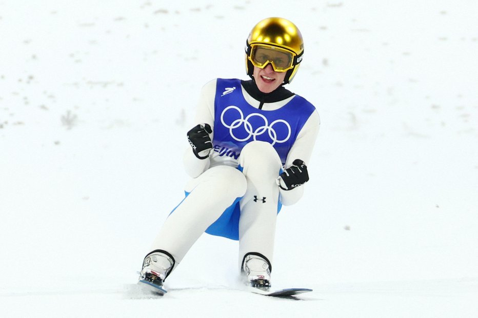 Fotografija: Peter Prevc je postavil srebrno piko na olimpijski i. FOTO: Marko Djurica/Reuters
