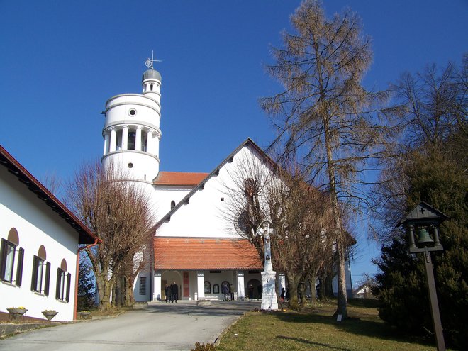 Zbrali so se v Plečnikovi cerkvi Gospodovega vnebohoda.
