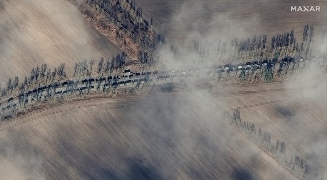 Satelitski posnetki obleganja Ukrajine. FOTO: Satellite Image ©2022 Maxar Tec, Via Reuters

