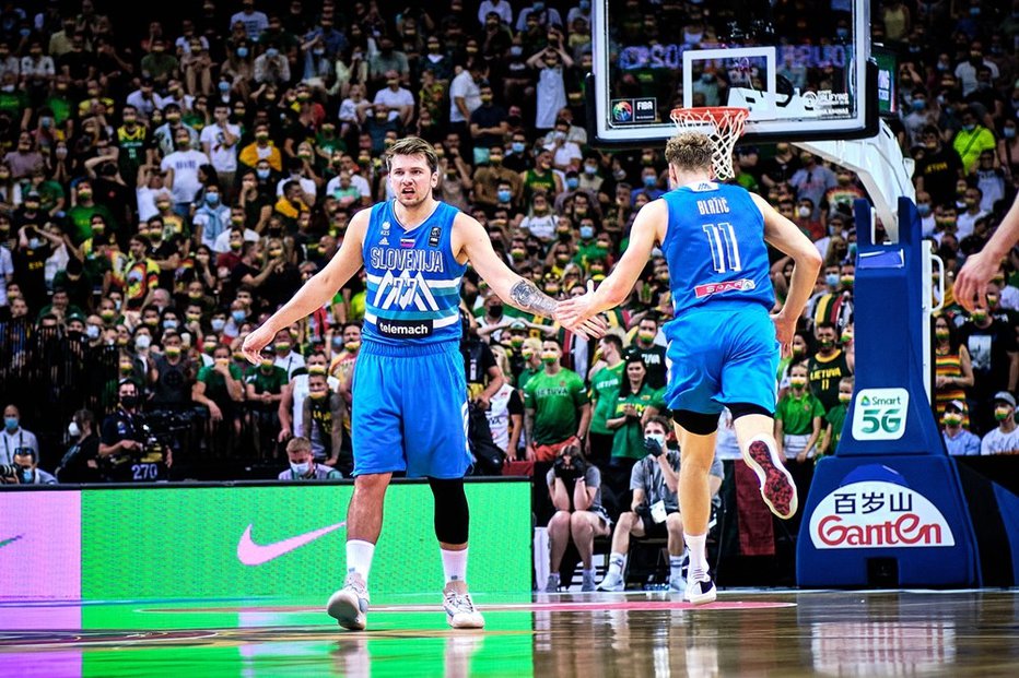 Fotografija: Razveseljevala nas je košarkarska reprezentanca z Luko Dončićem na čelu. Foto: FIBA
