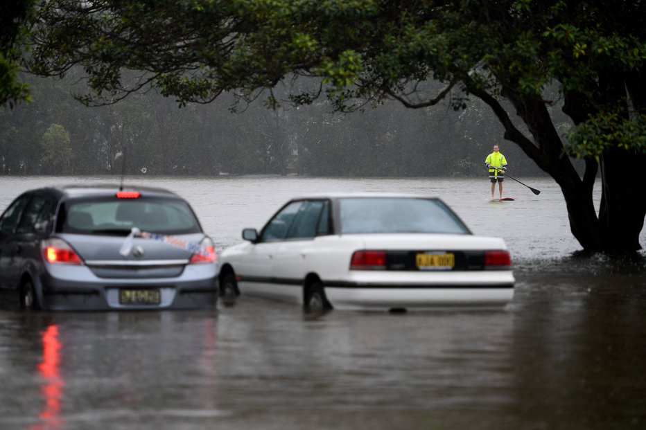 Fotografija: Avstralija je prizorišče čedalje pogostejših in intenzivnejših suš, požarov in poplav. FOTOGRAFIJI: Reuters
