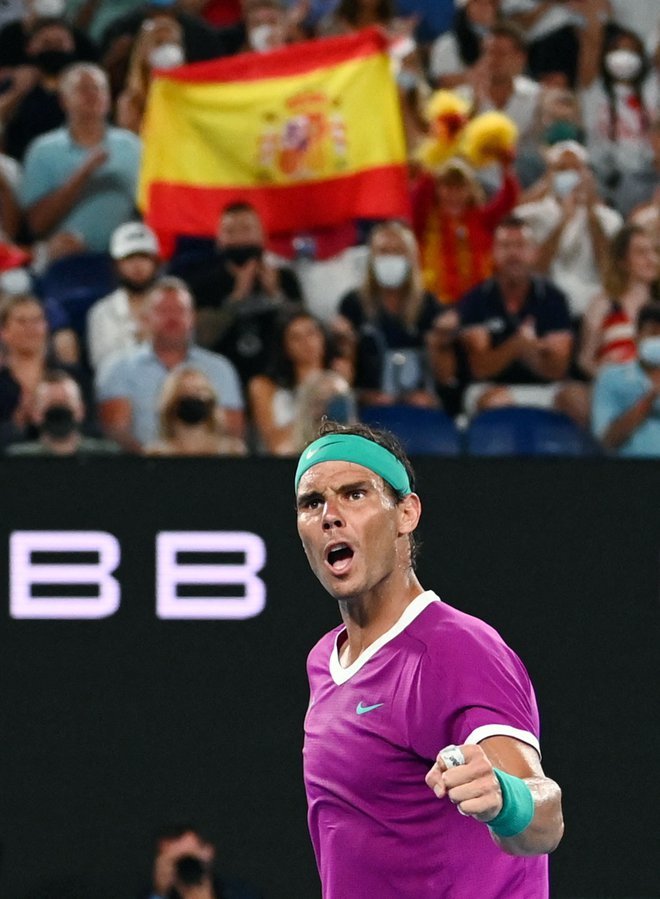 Rafael Nadal je imel veliko podporo s tribun. FOTO: Morgan Sette/ Reuters
