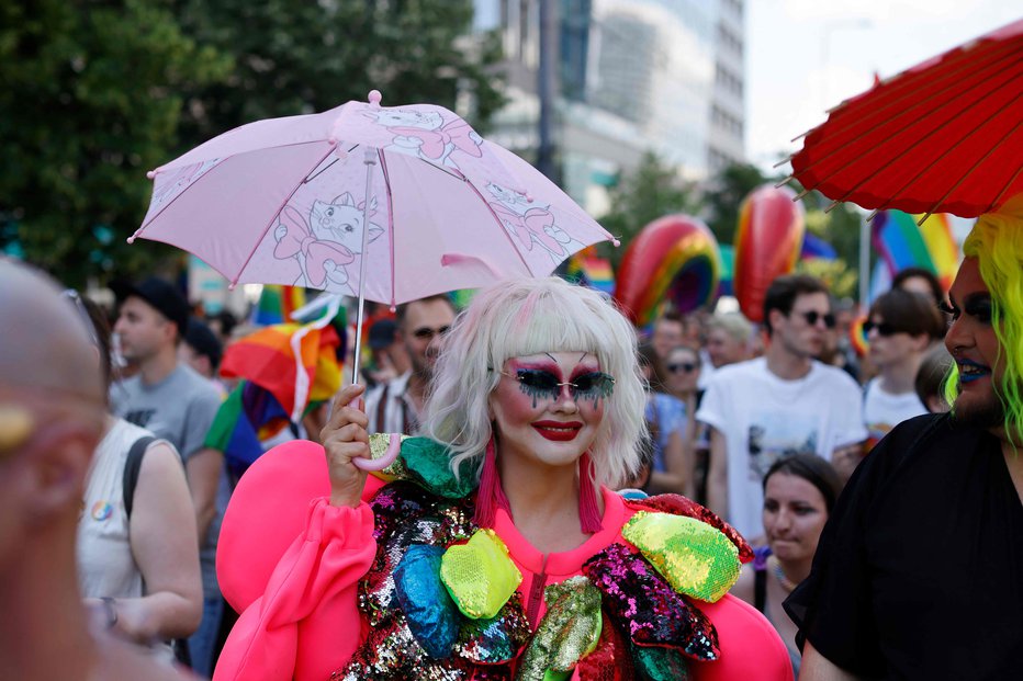 Fotografija: Konec tedna je v Varšavi potekala velika parada ponosa. FOTO: Wojtek Radwanski/AFP