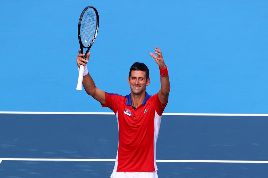 Fotografija: Novak Đoković je teniški turnir odprl s pričakovano zmago proti Bolivijcu Hugu Dellienu, potem pa se je sproščal v telovadnici. FOTO: Mike Segar/Reuters