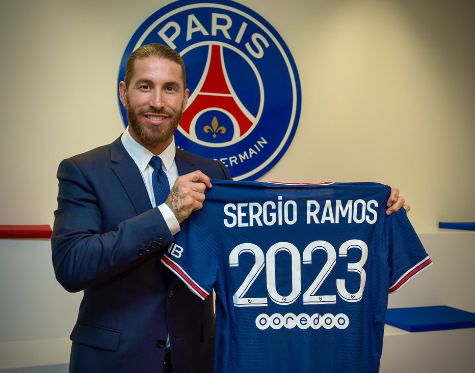 Fotografija: Ramos z novo opremo. FOTO: Paris Saint-Germain