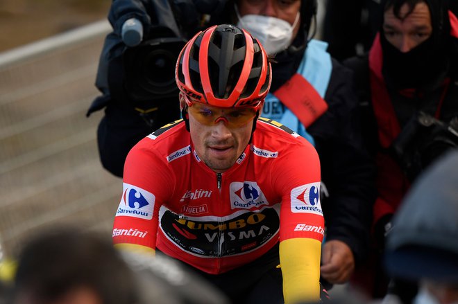 Primož Roglič si je na vrhu Covatille lahko oddahnil, Vuelta 2020 je njegova. FOTO: Oscar Del Pozo/AFP