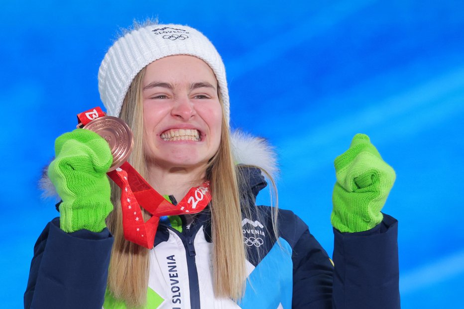Fotografija: Nika Križnar in njeno olimpijsko veselje. FOTO: Marko Djurica, Reuters
