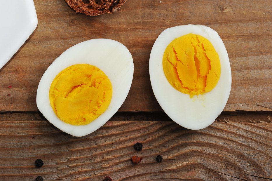 Fotografija: Koliko jajc ste skuhali in pobarvali? FOTO: Fordeno, Getty Images/Istockphoto
