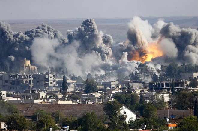 Zaradi operacije Ankare v Siriji je turška vojska ostala brez švedskega orožja. FOTO: Kai Pfaffenbach, Reuters
