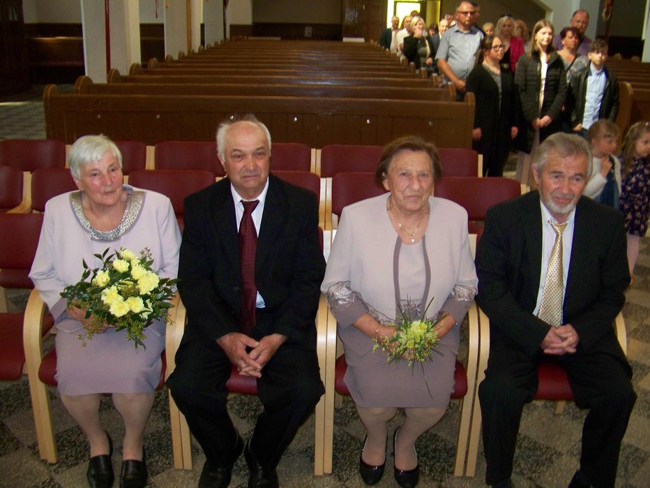 Fotografija: Z leve: Marija in Štefan Zver ter Slavica in Štefan Nedelko FOTOgrafiji: Jože Žerdin
