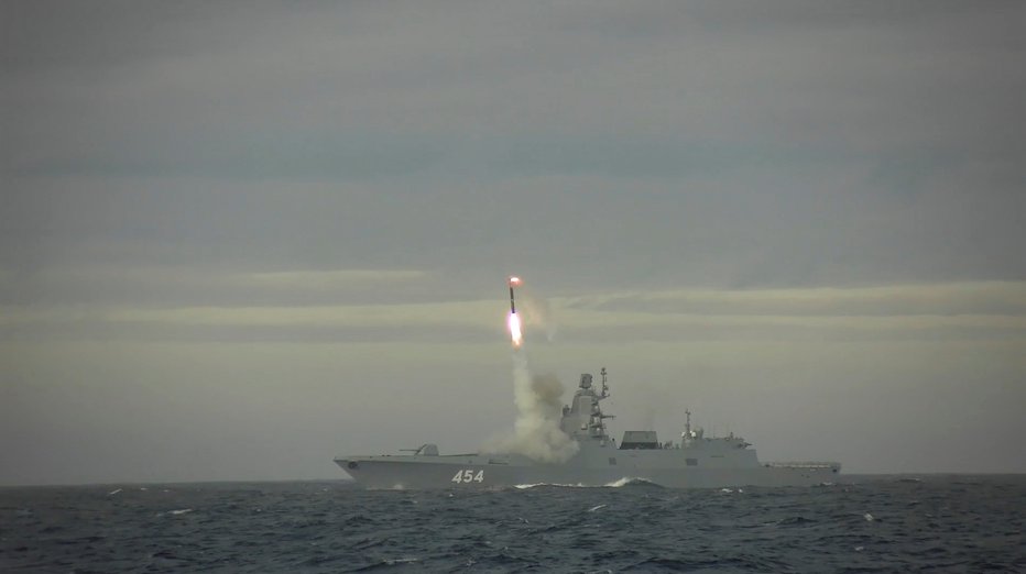 Fotografija: Hipersonična raketa cirkon FOTO: Russian Defence Ministry Via Reuters
