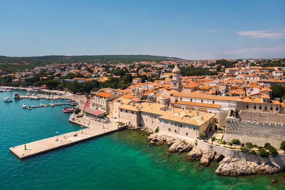 Fotografija: Priljubljen hrvaški otok. FOTO: Kasto80, Getty Images, Istockphoto
