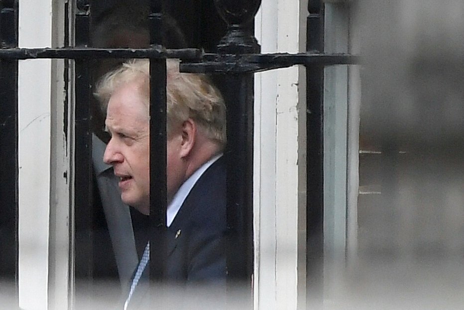 Fotografija: Boris Johnson ostaja britanski premier. FOTO: Toby Melville, Reuters
