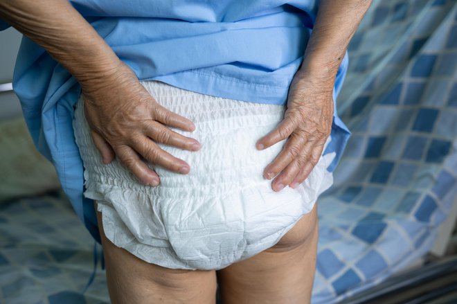 Moški težje sprejemajo inkontinenco. FOTO: Sasirin Pamai/Getty Images
