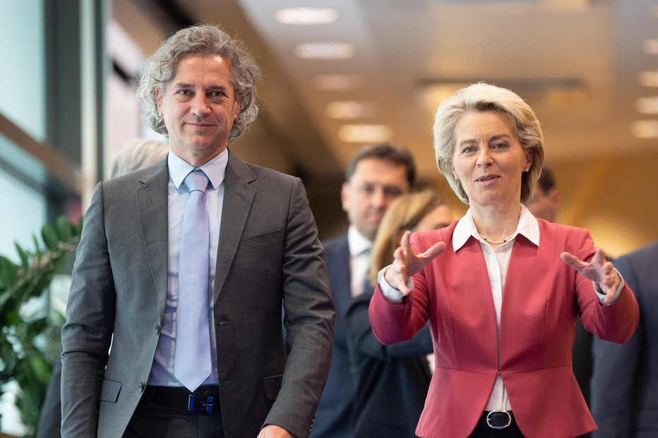 Fotografija: Robert Golob in Ursula Von der Leyen. FOTO: kabinet predsednika vlade, Eu//christophe Licoppe
