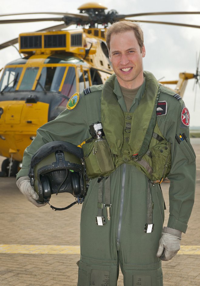 Bil je pilot reševalnega helikopterja. FOTO: Reuters
