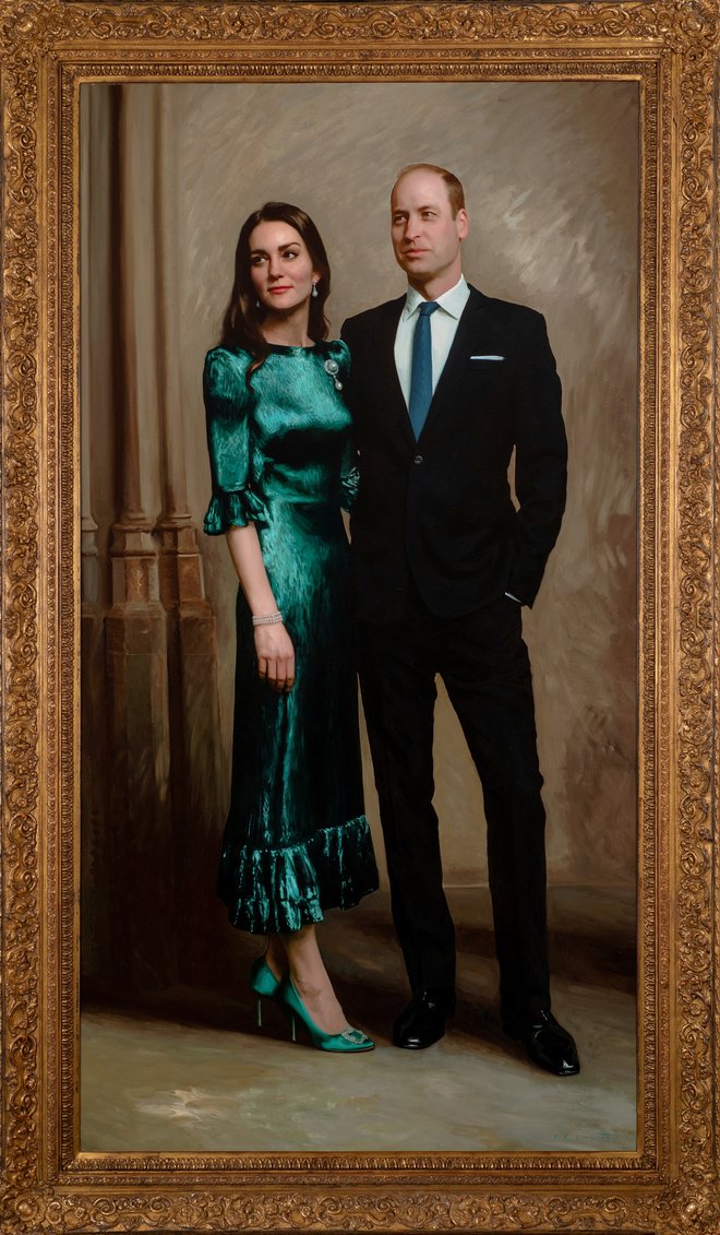 Novi portret princa Williama in Kate, vojvodinje Cambriške, je na ogled v muzeju The Fitzwilliam Museum v Cambridgeu. FOTO: Jamie Coreth, Fine Art Commission Via Reuters
