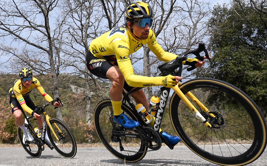 Fotografija: Danes bo na sporedu zadnja etapa 61. dirke po Baskiji od Eibarja do Arrateja v dolžini 135,7 km. Lani je prav ta etapa Primožu Rogliču. FOTO: Franck Fife/AFP
