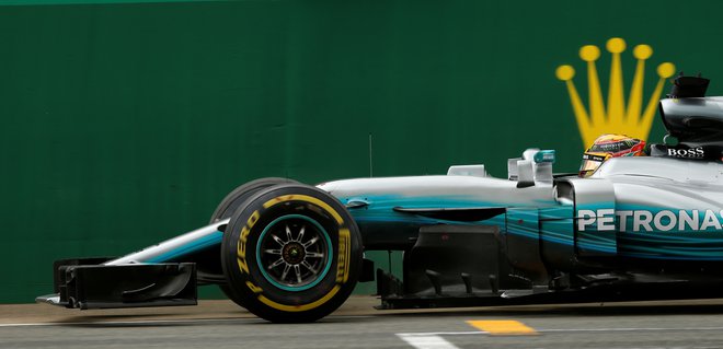 Lewis Hamilton je osvojil sedmi naslov svetovnega prvaka. FOTO:  Andrew Boyers/Reuters