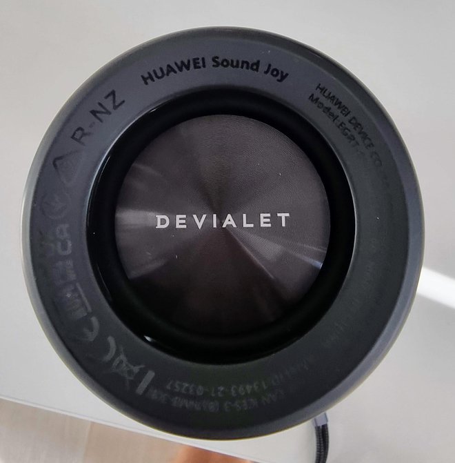 Huawei brezžični zvočnik sound joy, razvit v sodelovanju z družbo Devialet
