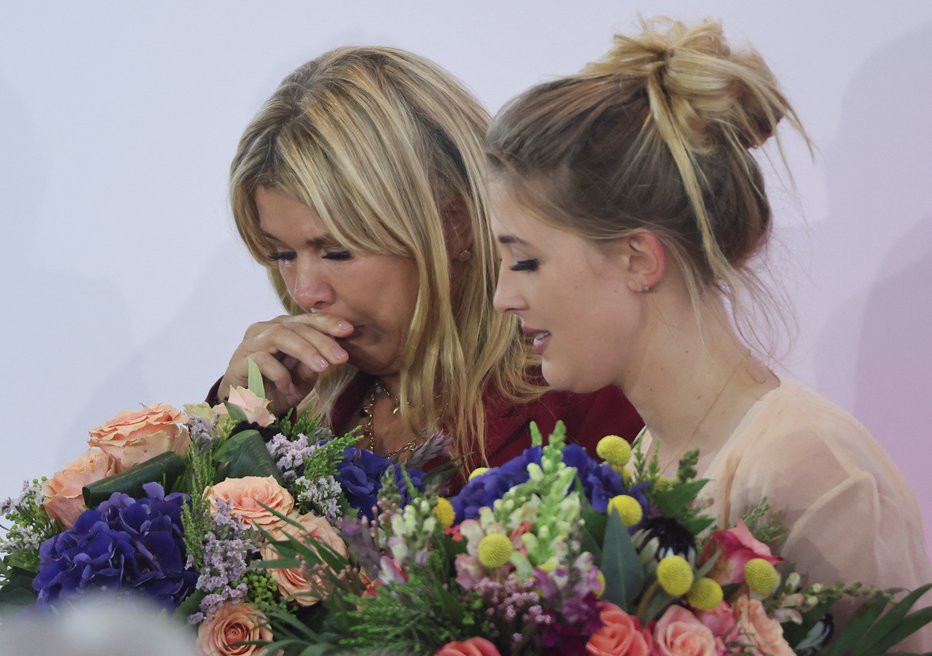Fotografija: Corinna Schumacher in hči Gina-Maria na podelitvi nagrad. FOTO: Wolfgang Rattay, Reuters
