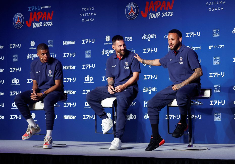 Fotografija: Kylian Mbappe, Lionel Messi in Neymar bodo močno orožje PSG in velik izziv za Miho Blažiča. FOTO: Issei Kato/Reuters
