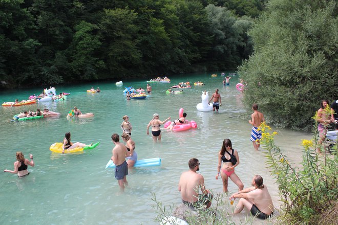 Letos bo dostop do reke brez omejitev mogoč tudi za lokalno prebivalstvo. FOTO: Blaž Močnik
