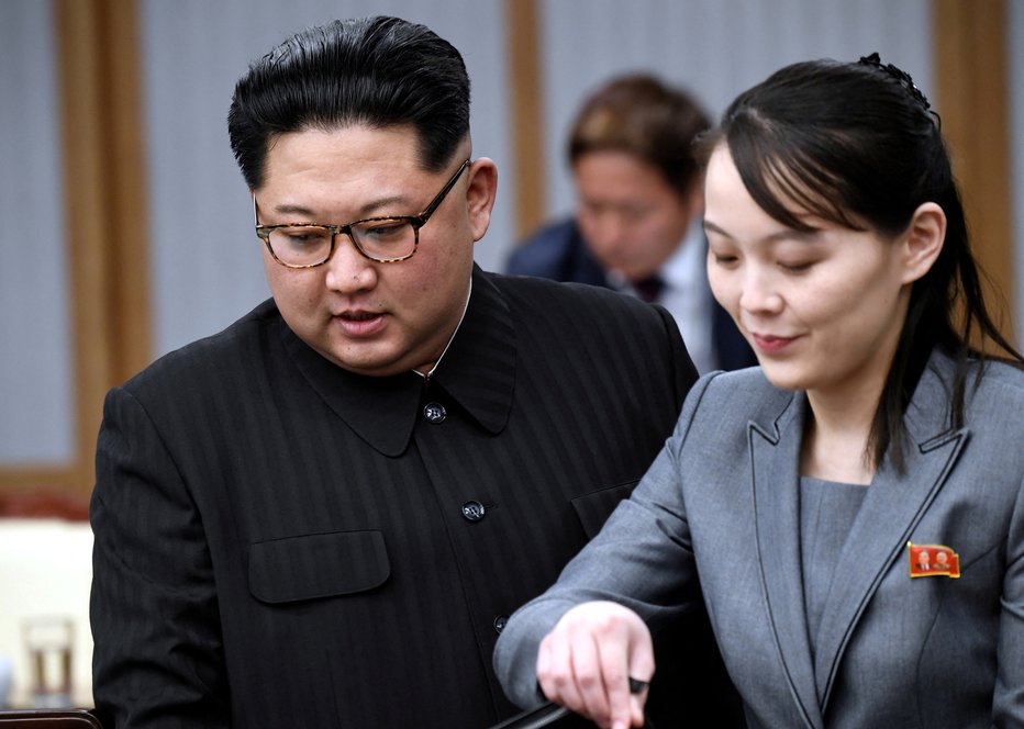 Fotografija: Kim Džong Un s sestro Kim Jo Džong. FOTO: Pool New, Reuters
