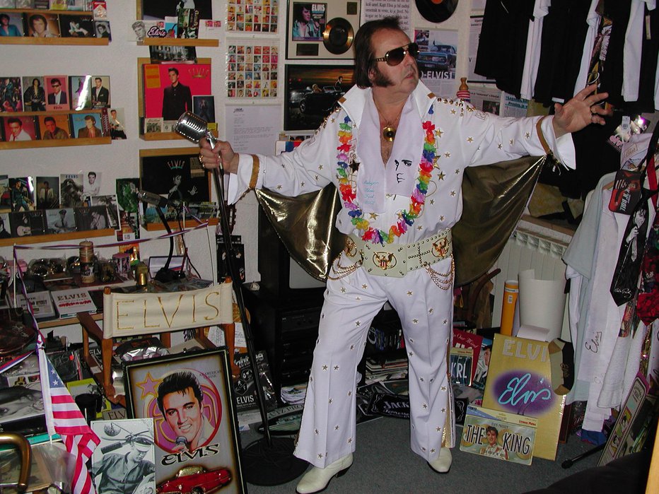 Fotografija: V Gracelandu so ga pohvalili, da je najboljši Elvis po Elvisu. FOTOGRAFIJI: Osebni arhiv
